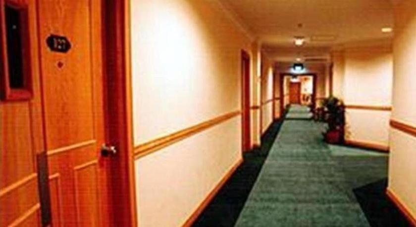 Traders Inn Brunei Бандар-Сери-Бегаван Экстерьер фото